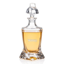 Charger l&#39;image dans la galerie, Seneca Decanter &amp; Lid  25 oz
